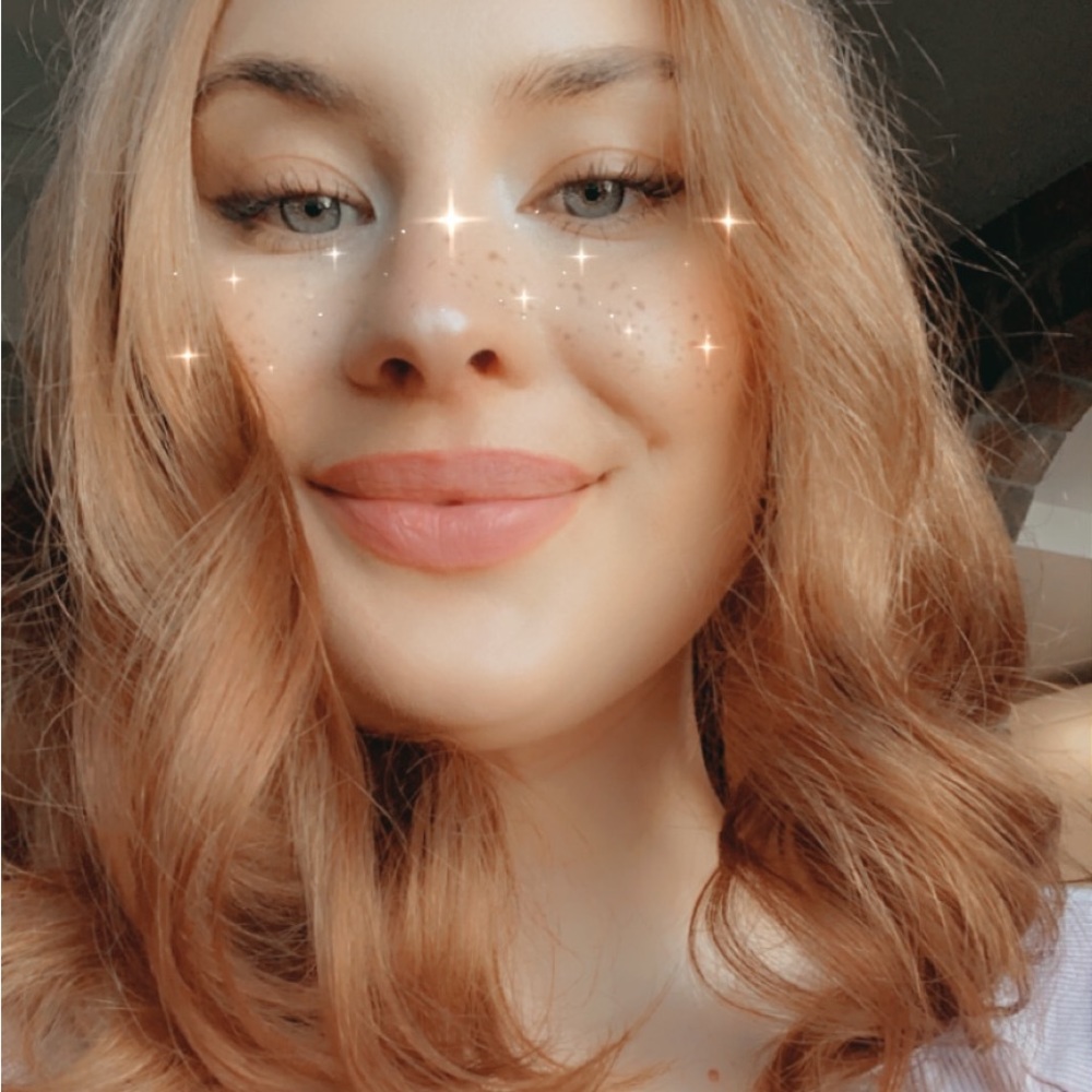 Meet your Posher, Cassie